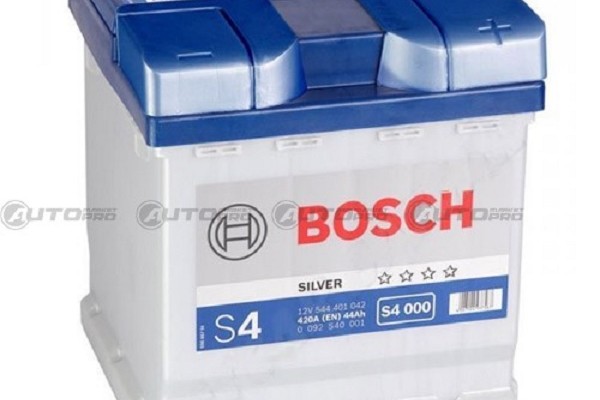 Batteria Avviamento BOSCH 0092S40001 44 Ah 420A