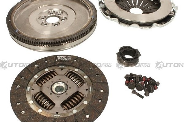 Kit frizione Valeo 4 pezzi con Volano Monomassa 826317